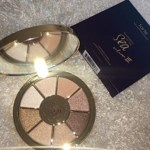 Tarte  Eyeshadow  palette